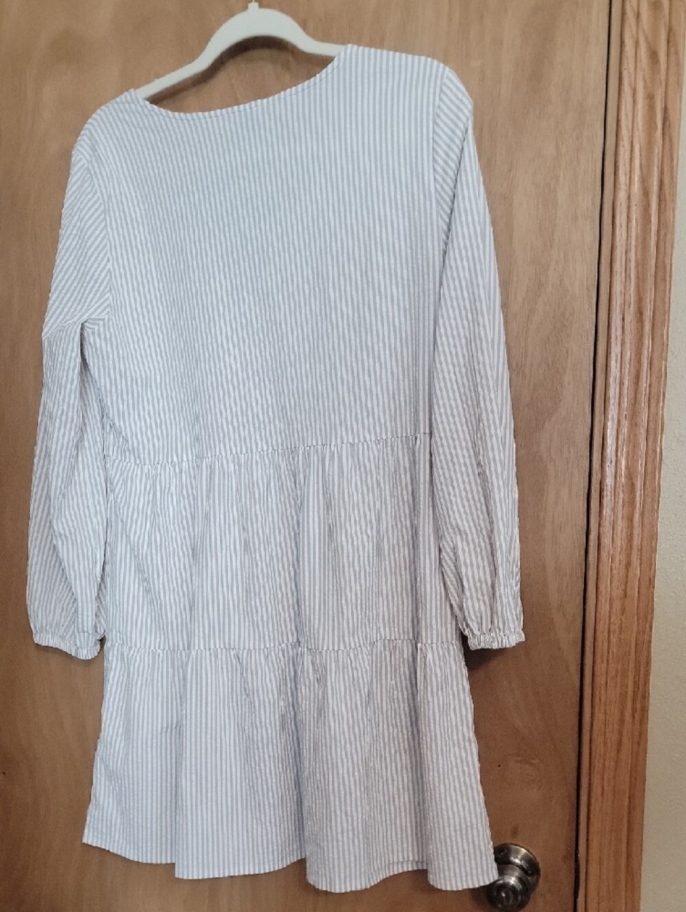 Vineyard Vines White and Light tan Striped Midi Dress - Picture 6 of 6